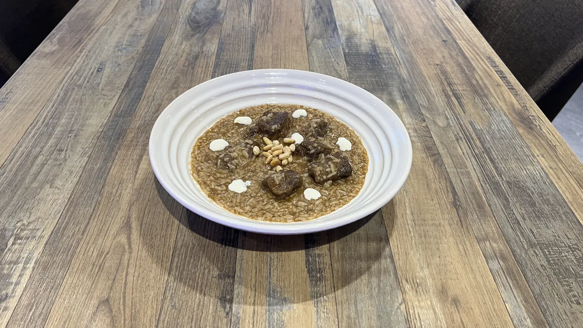 松子紅酒牛肉燉飯